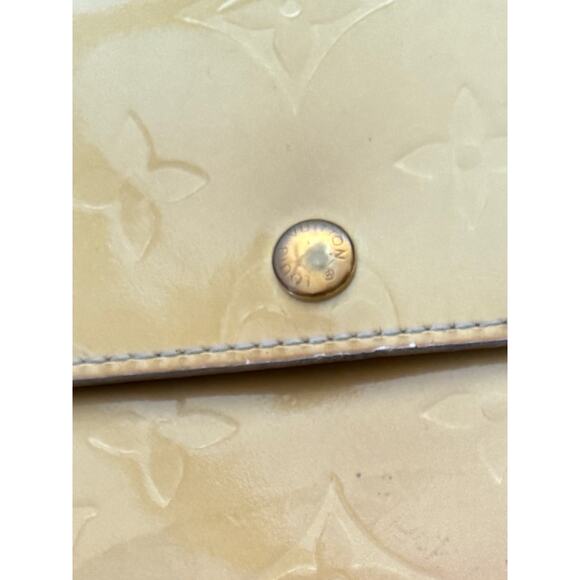 LOUIS VUITTON Vernis Long Bifold Wallet - Picture 8 of 13